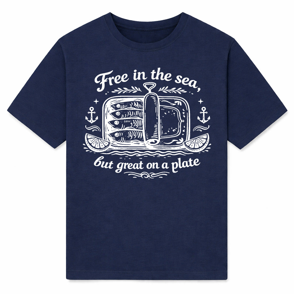FREE IN THE SEA - Premium T-Shirt