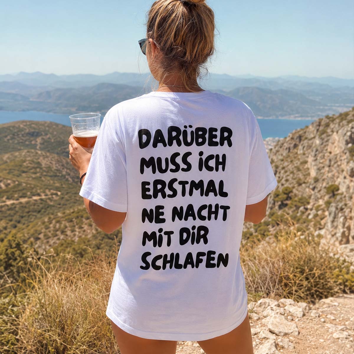 DARÜBER SCHLAFEN - Premium T-Shirt Backprint